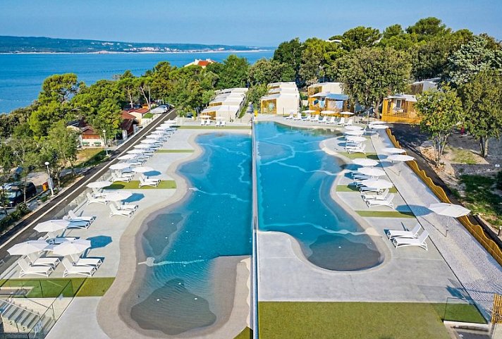 Elements Camping Selce