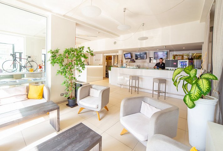 Ferretti Beach Hotel