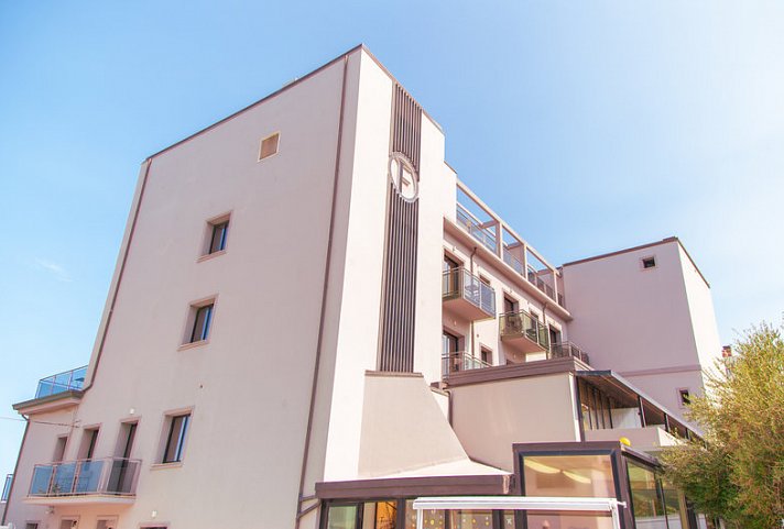 Ferretti Beach Hotel