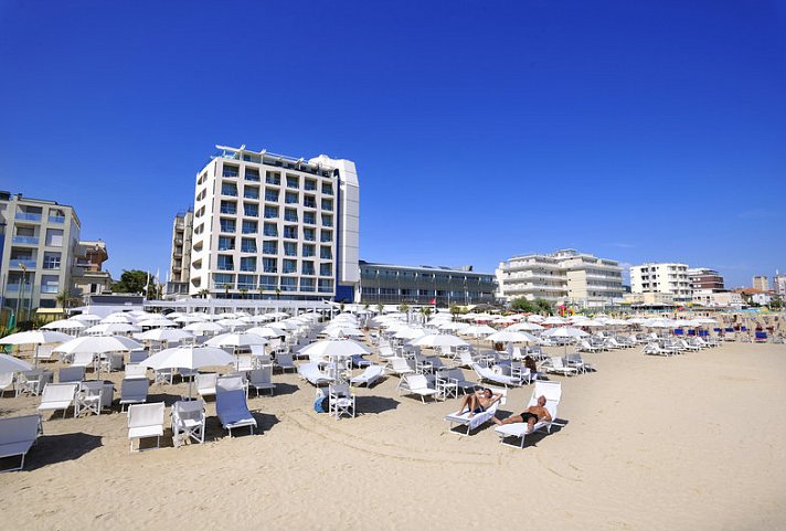 Excelsior Hotel, Spa & Lido