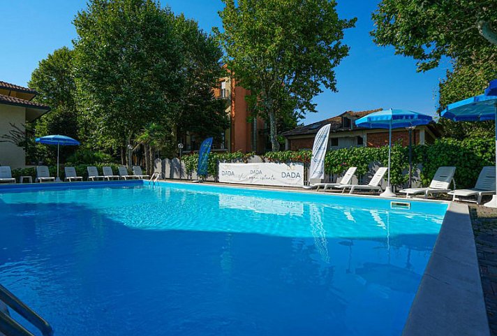 Dasamo Hotel