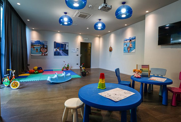 Nautilus Family Hotel