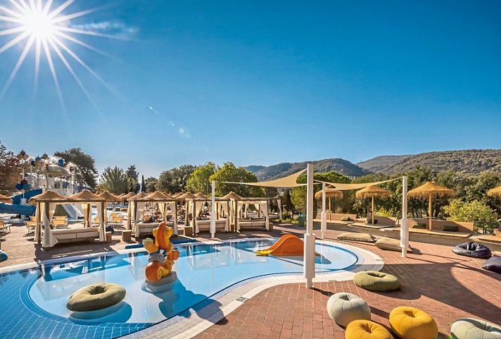 Valamar Amicor Green Resort
