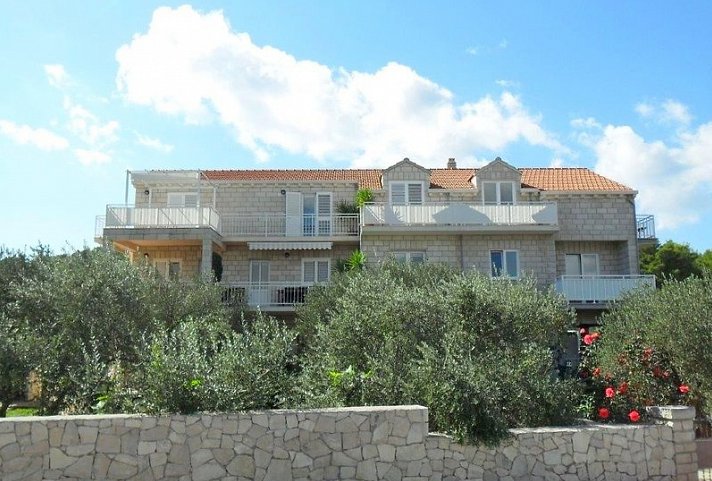 Villa Laguna