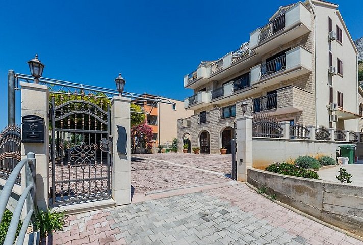 Villa Lazeta