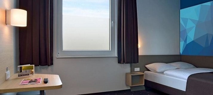 B&B Hotel Stuttgart-Neckarhafen