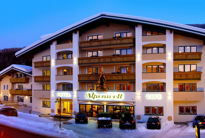 Hotel Alpenwelt