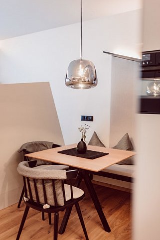 JoAnn suites & apart