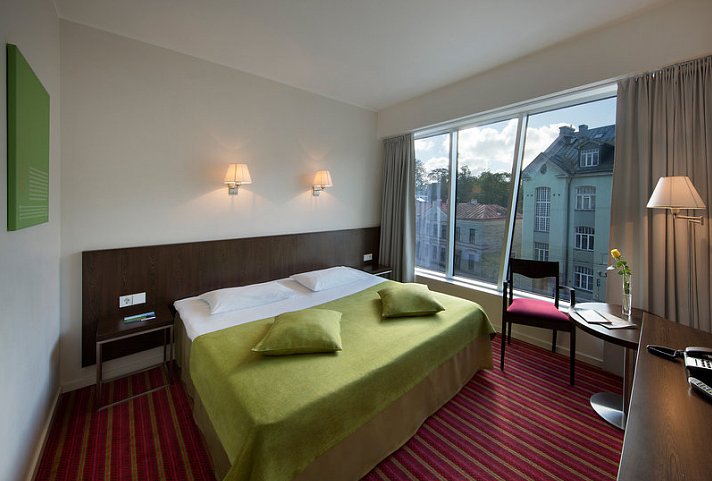 Meriton Grand Conference & Spa Hotel