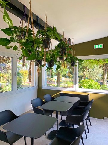 The Green Park Hotel