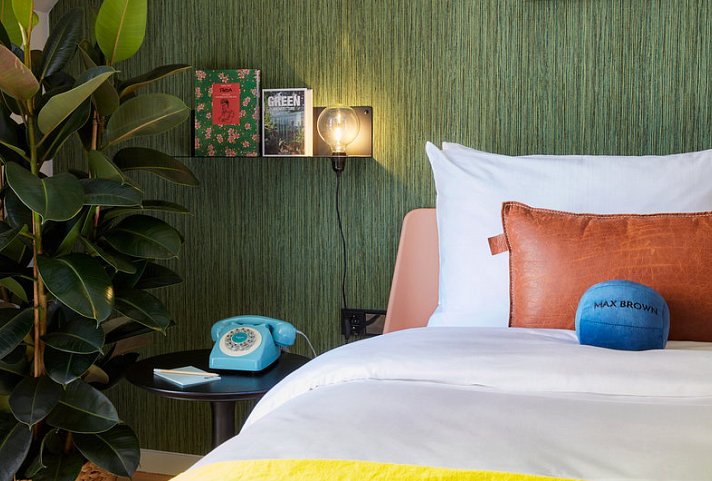 Max Brown Hotel 7th District