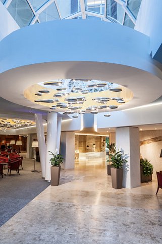 Ensana Thermal Aqua Health Spa Hotel