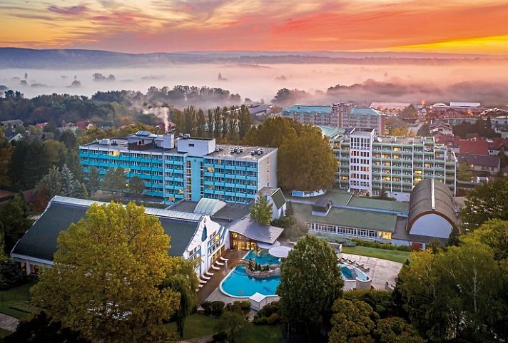 Hotel Carbona Thermal Spa