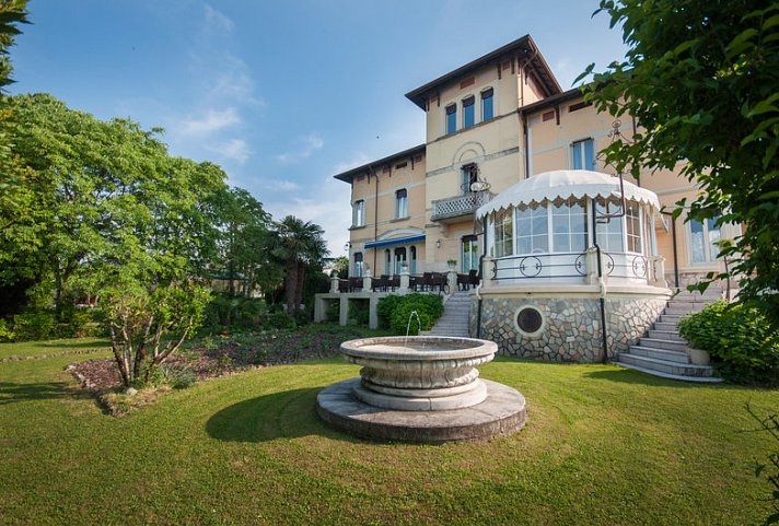 Villa Maria