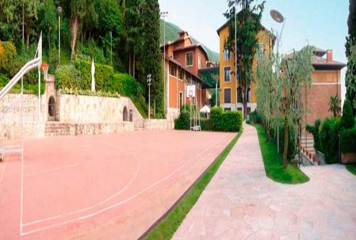 Garda Family House
