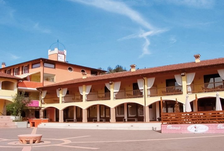Donna Silvia Hotel & Wellness Centre
