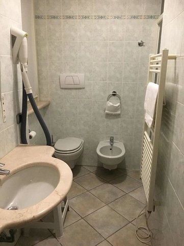 Alessi Hotel
