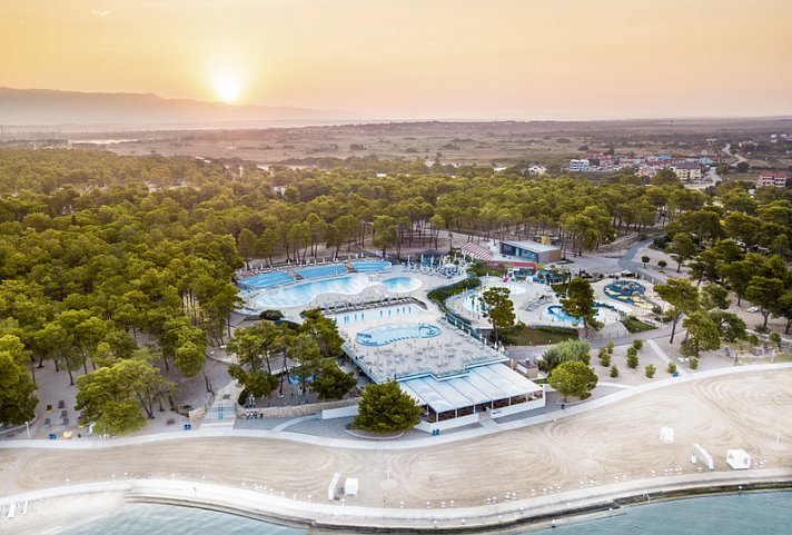 Zaton Holiday Resort - 3* Apartments
