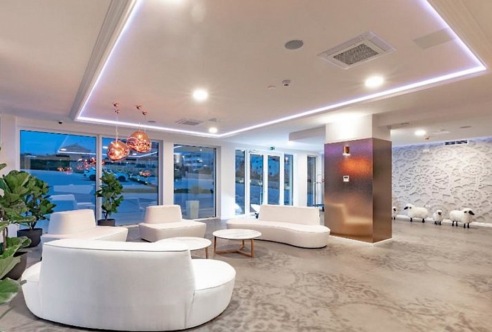 Hotel In Excelsis