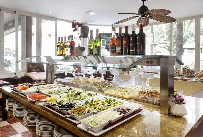 Club Marbella - Crown Resorts