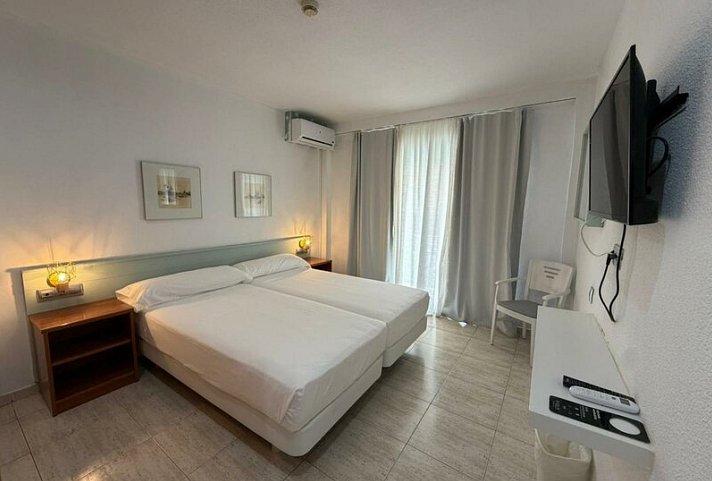 Fleming Center by Punta 25 Hotels Group