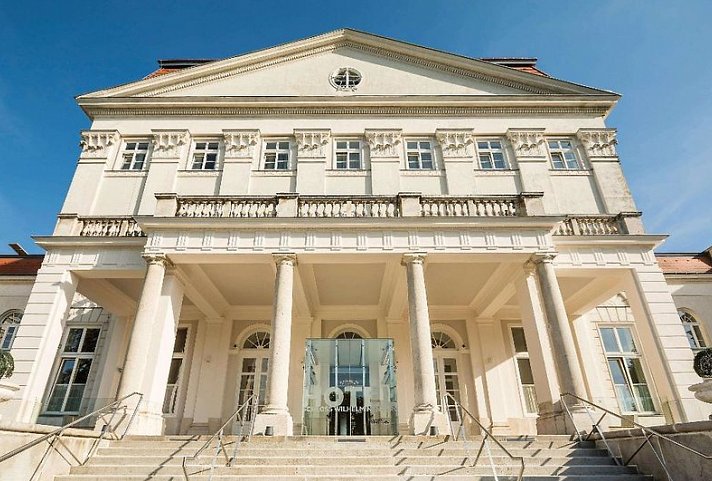 Austria Trend Schloss Wilhelminenberg