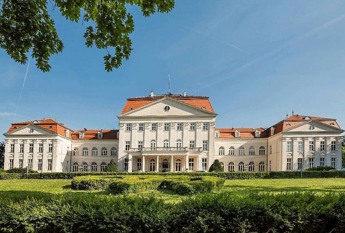 Austria Trend Schloss Wilhelminenberg