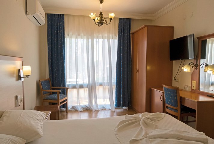 Dogan Paradise Beach Hotel - Wohnbeispiel Familienzimmer (Zimmercodierung FB1)