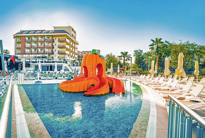 Glamour Resort & Spa