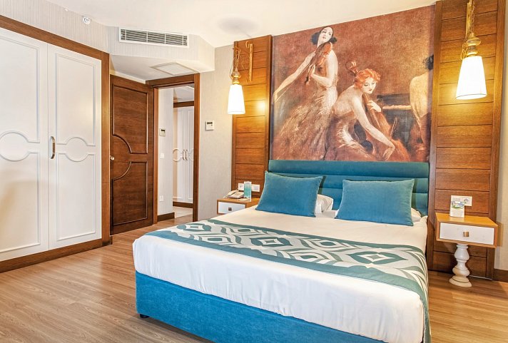 Dream World Resort & Spa - Wohnbeispiel Familienzimmer Landblick (Zimmercodierung FBL)