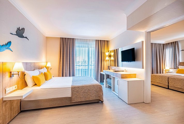 Nova Park - Wohnbeispiel Familienzimmer (Zimmercodierung FBL)