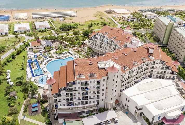Bella Resort & Spa