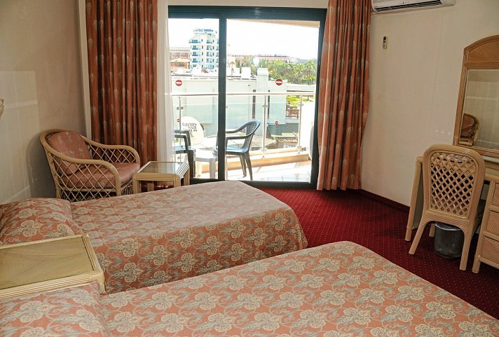 Aska Just In Beach - Wohnbeispiel Doppelzimmer seitl. Meerblick