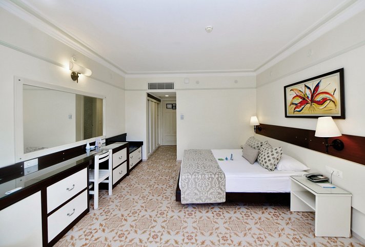 Ali Bey Park - Wohnbeispiel Doppelzimmer Gartenblick (Zimmercodierungen DBG & DC1)