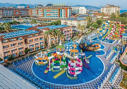Lonicera World Hotel Türkler