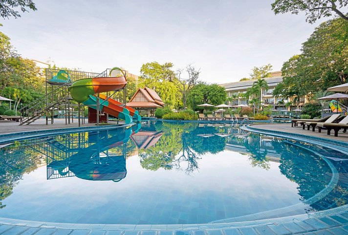 The Green Park Resort