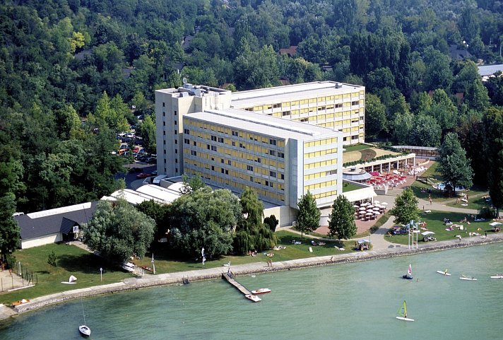 Club Tihany Hotel