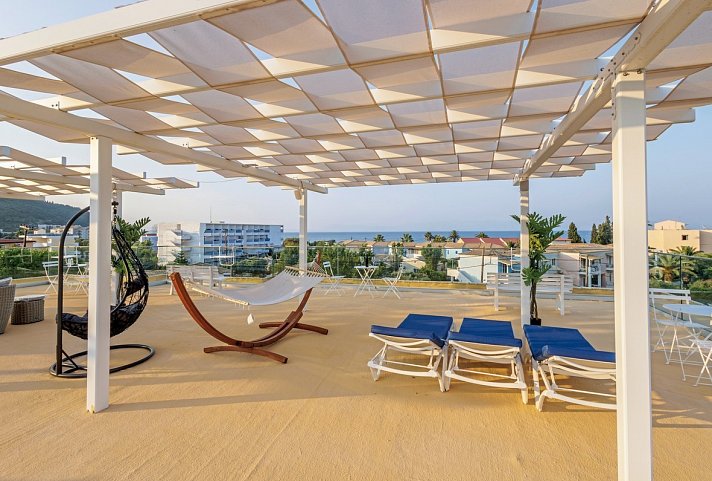 Nasos Hotel & Resort