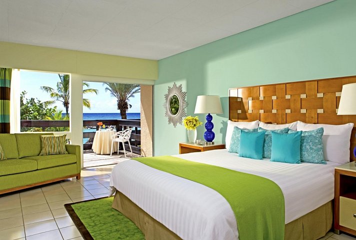 Sunscape Curaçao Resort, Spa & Casino - Wohnbeispiel Sun Club Premium Deluxe Oceanfront King (Zimmercodierung UMO)
