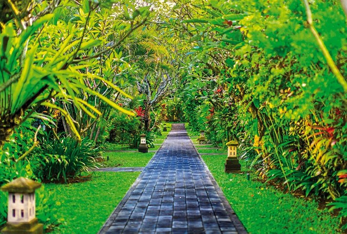 Puri Raja Hotel Legian Bali