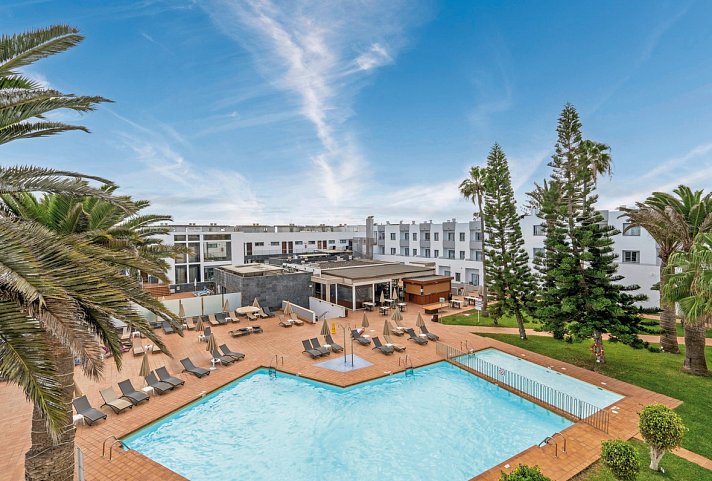 LIVVO Corralejo Beach