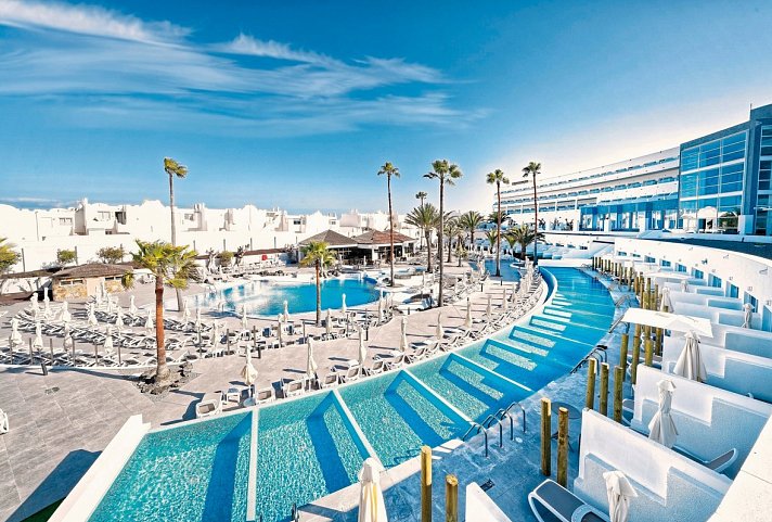 Bluesea Golden Beach