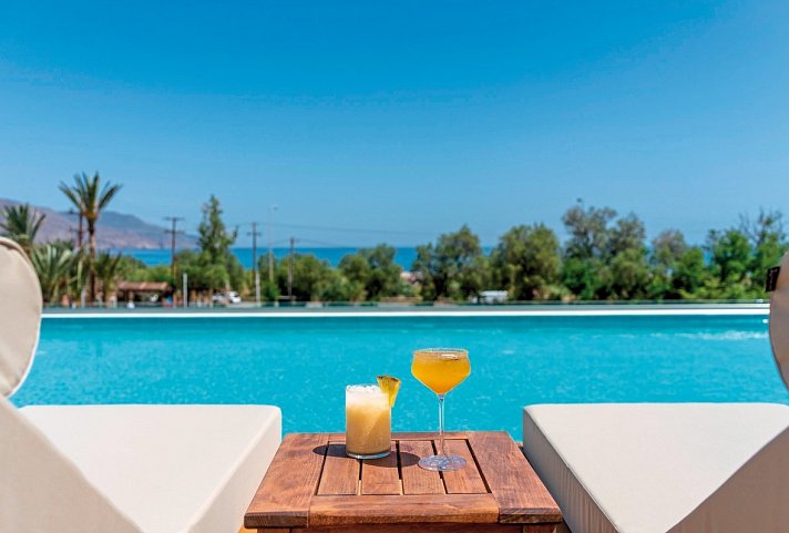 Georgioupolis Suites