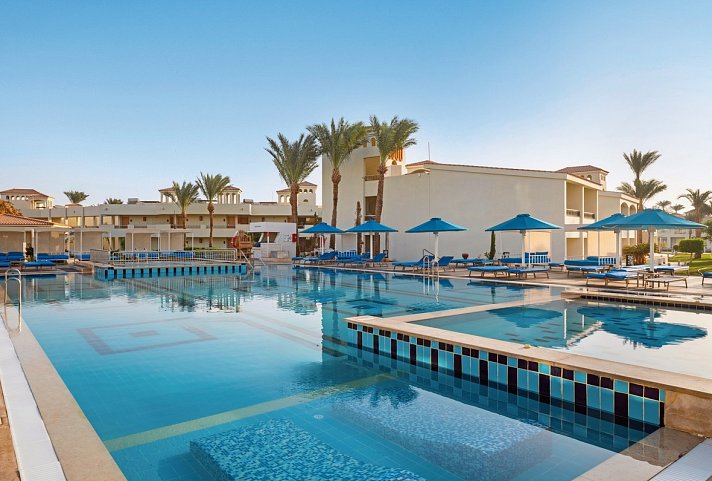 Pickalbatros Dana Beach Resort