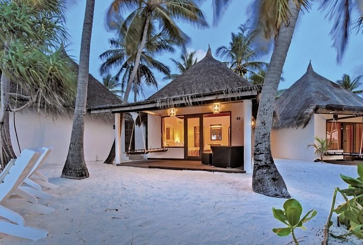 Angaga Island Resort & Spa - Wohnbeispiel Superior Beach Bungalow (Zimmercodierung BB1)