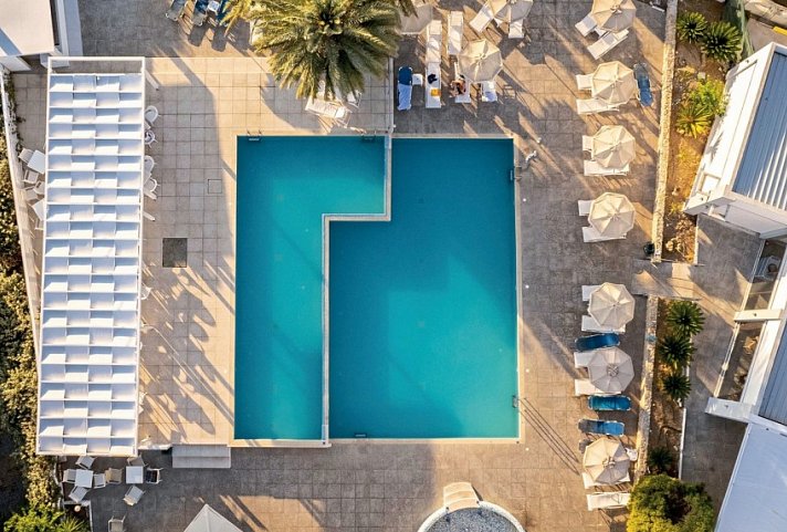 Pefkos Breeze Family Resort & Spa