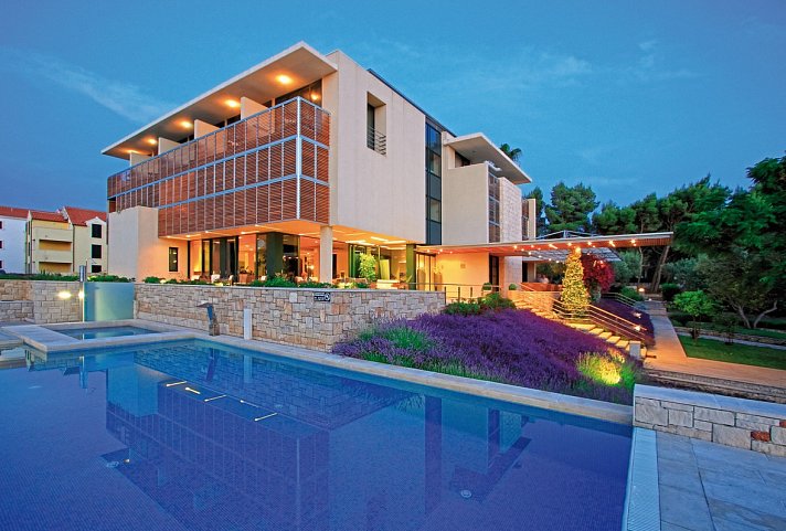 Aminess Vival Casa Velaris