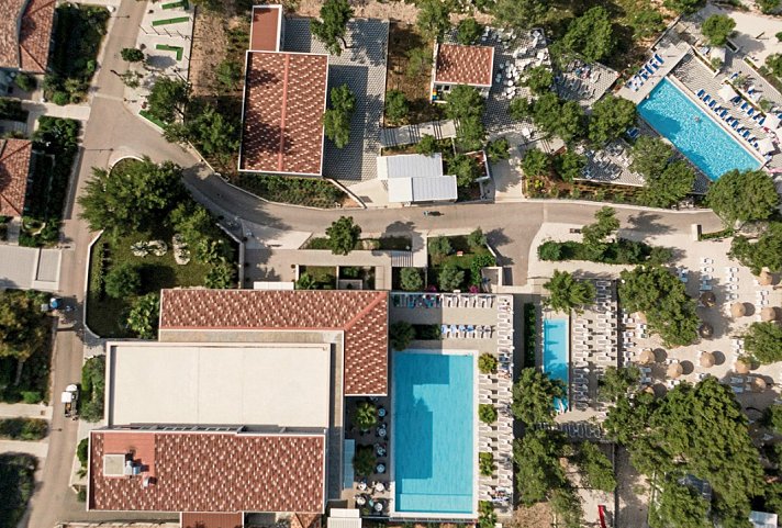 Gava Waterman Milna Resort