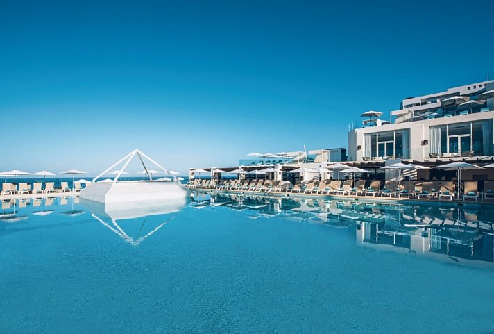 Iberostar Waves Bouganville Playa