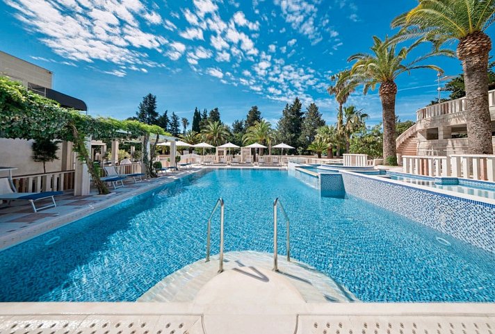 Mediteran Hotel & Resort